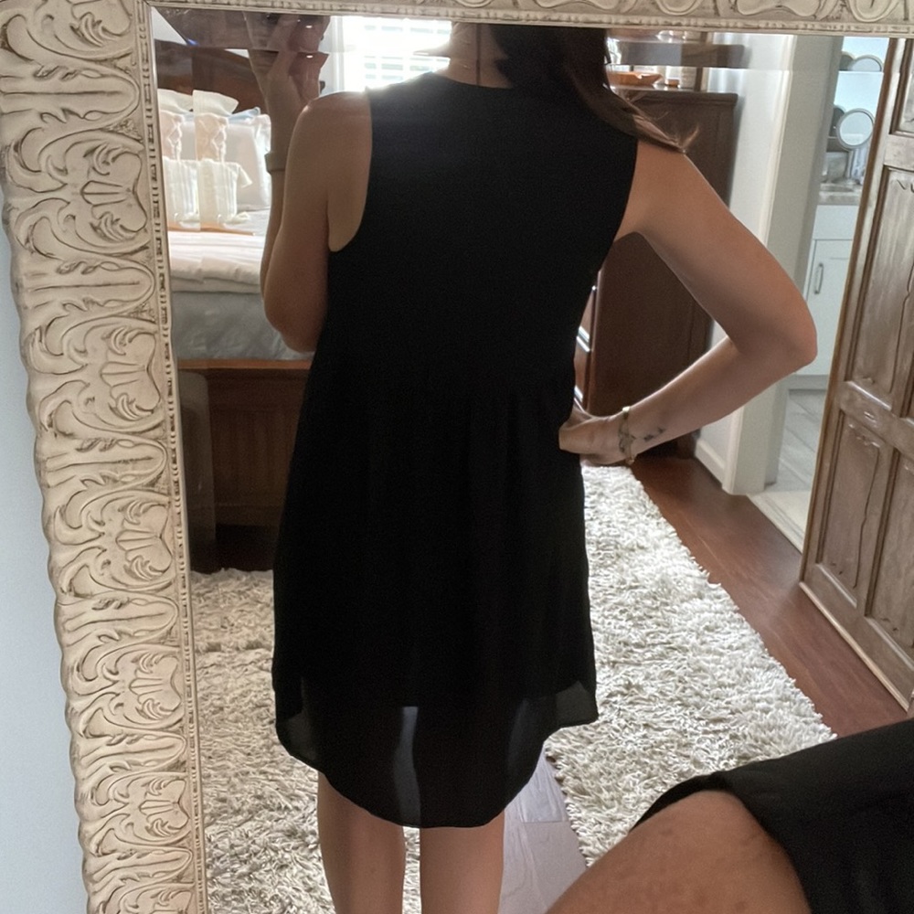 Old Navy Classic Sleeveless Little Black Dress - Size S - Picture 2 of 7